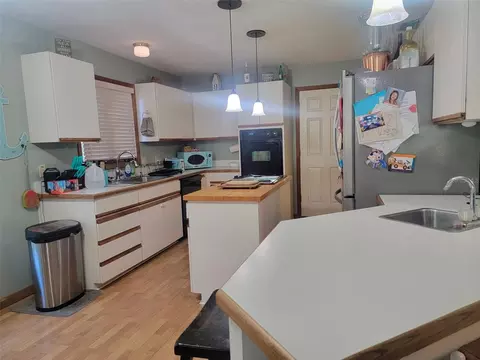 Kitchen - 585 E Foresthill Pl, Hernando, FL 34442 photo 1 of 1