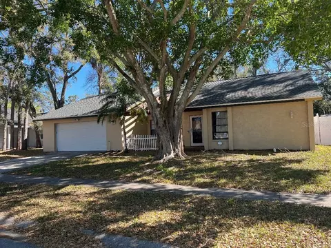 200 Arbor Dr W, Palm Harbor, FL 34683