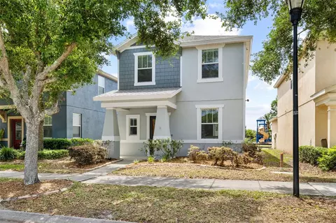 9207 English Oaks Ln, Riverview, FL 33578