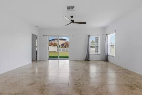 Living - 12218 Gothic Rd, Spring Hill, FL 34610 photo 2 of 5