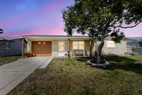 10801 Fillmore Ave, Port Richey, FL 34668
