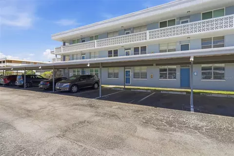 4895 Bay St NE #110, Saint Petersburg, FL 33703