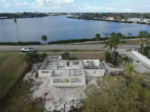 803 Whitcomb Blvd, Tarpon Springs, FL 34689