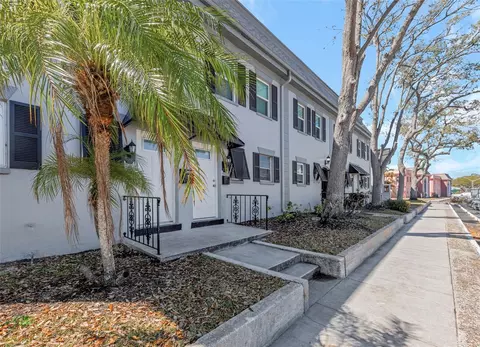 6976 Sunset Dr S #6976, Saint Petersburg, FL 33707