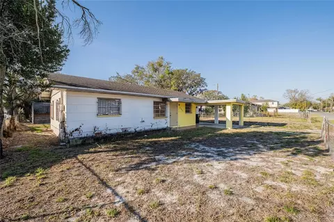 408 Armour Ave, Auburndale, FL 33823