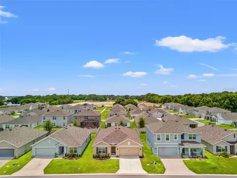 4663 Sigcom Pl, Wildwood, FL 34785