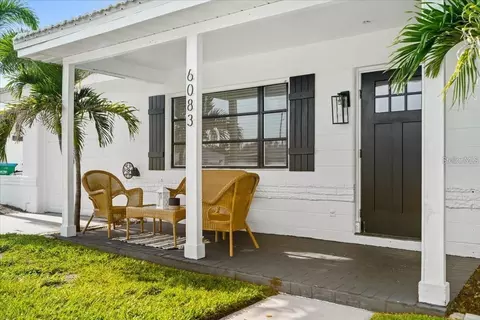6083 50th Ave N, Kenneth City, FL 33709