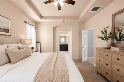 Bedroom - 10207 Avelar Ridge Dr, Riverview, FL 33578 photo 2 of 4