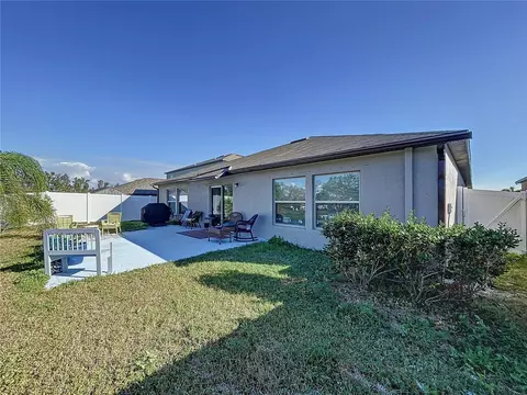 Exterior - 197 Rain Berry Ave, Ruskin, FL 33570 photo 3 of 3