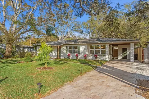 1747 Santa Anna Dr, Dunedin, FL 34698