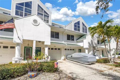 9948 Indian Key Trl #17, Seminole, FL 33776