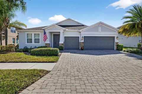 3204 Mapleridge Dr, Lutz, FL 33558