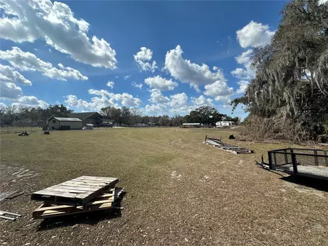 9988 Bryant Rd, Lithia, FL 33547 photo 4