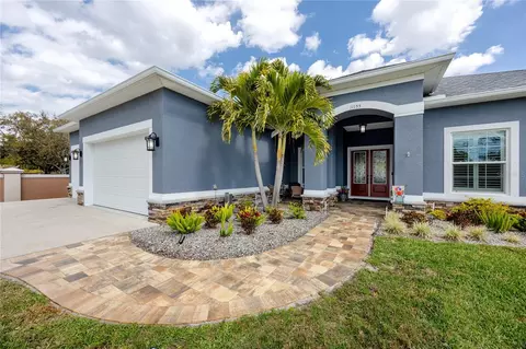 11155 131st St, Largo, FL 33774