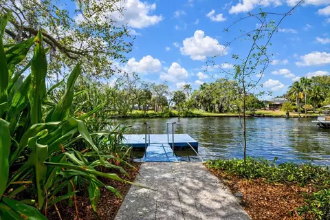 5827 Rio Dr, New Port Richey, FL 34652