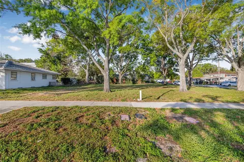 604 602 Channel Dr, Tampa, FL 33606