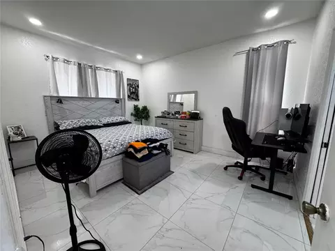 Bedroom - 10130 Spring Hill Dr, Spring Hill, FL 34608 photo 1 of 4