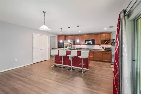 Kitchen - 4248 Moon Shadow Loop, Mulberry, FL 33860 photo 1 of 5