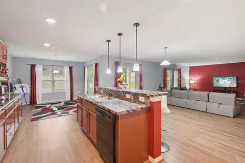 Kitchen - 4248 Moon Shadow Loop, Mulberry, FL 33860 photo 3 of 5