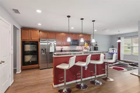 Kitchen - 4248 Moon Shadow Loop, Mulberry, FL 33860 photo 2 of 5