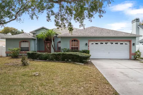 9238 Sea Oaks Ct, Seminole, FL 33776