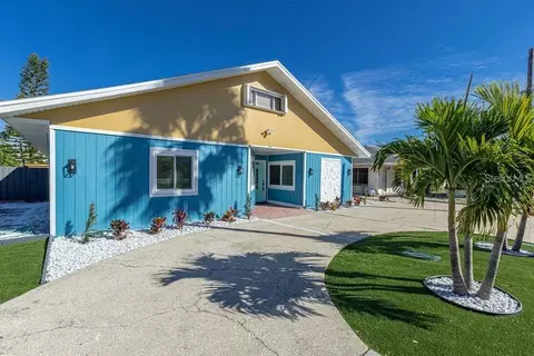 14019 W Parsley Dr, Madeira Beach, FL 33708