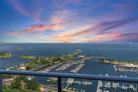 100 1st Ave N #2703, Saint Petersburg, FL 33701