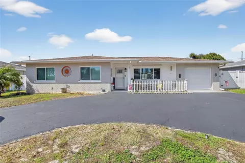 4990 99th St N, Saint Petersburg, FL 33708