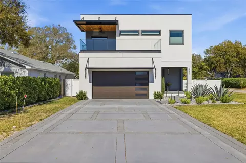 3301 W Paul Ave, Tampa, FL 33611