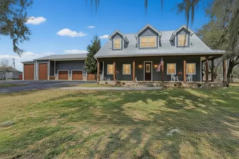14224 Lorraine Ct, Dade City, FL 33525