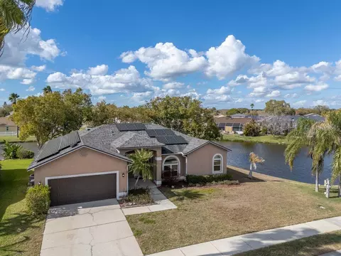 835 Christina Cir, Oldsmar, FL 34677