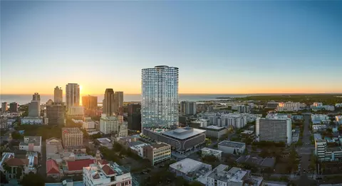 400 Central Ave #1704, Saint Petersburg, FL 33701