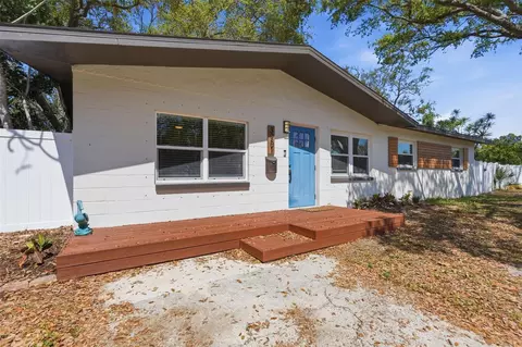 3951 Porpoise Dr SE, Saint Petersburg, FL 33705