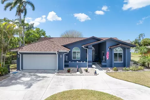 922 80th St NW, Bradenton, FL 34209