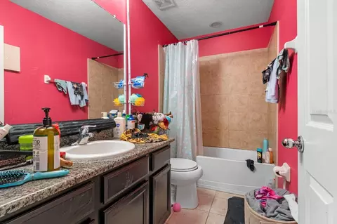 Bath - 7060 Towne Lake Rd, Riverview, FL 33578 photo 3 of 3