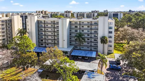800 Cove Cay Dr #7D, Clearwater, FL 33760