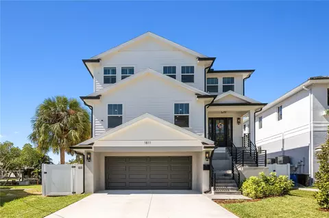 1811 Bayou Grande Blvd NE, Saint Petersburg, FL 33703