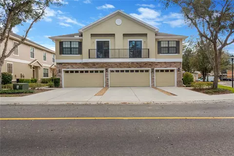 16505 Kingletridge Ave, Lithia, FL 33547