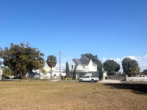 1802 N Mitchell Ave, Tampa, FL 33602