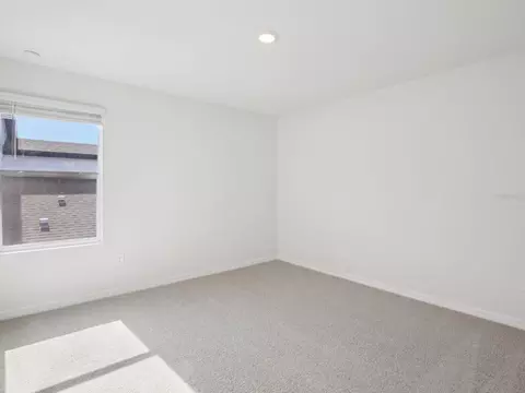 Bedroom - 11316 Bellewood Ter, Parrish, FL 34219 photo 2 of 5