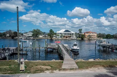5038 Sunset Blvd, Port Richey, FL 34668