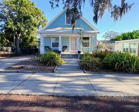 542 Division St, Tarpon Springs, FL 34689