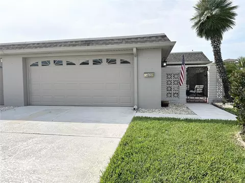 403 Boca Ciega Point Blvd N, Saint Petersburg, FL 33708