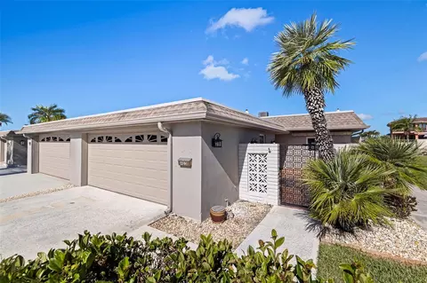 403 Boca Ciega Point Blvd N, Saint Petersburg, FL 33708