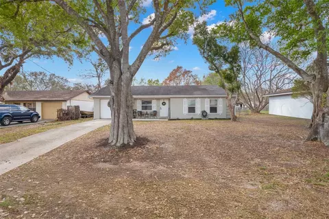 4055 April St N, Lakeland, FL 33812
