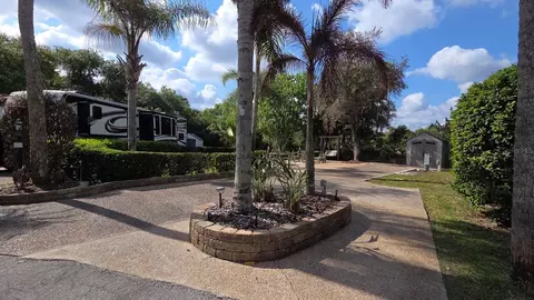 406 Longhorn Dr, River Ranch, FL 33867 photo 2