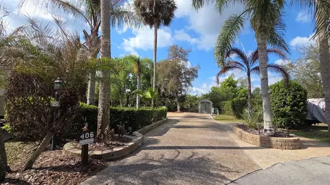 406 Longhorn Dr, River Ranch, FL 33867