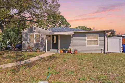 733 61st Ave NE, Saint Petersburg, FL 33703
