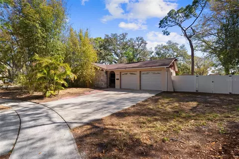 6701 Larimer Dr, Tampa, FL 33615