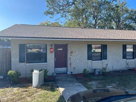 4805 16th St, Zephyrhills, FL 33542